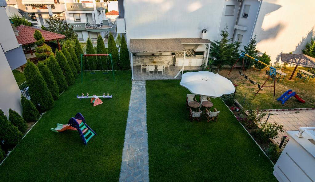 Niki Apartments Chrisi Ammoudia Exterior foto
