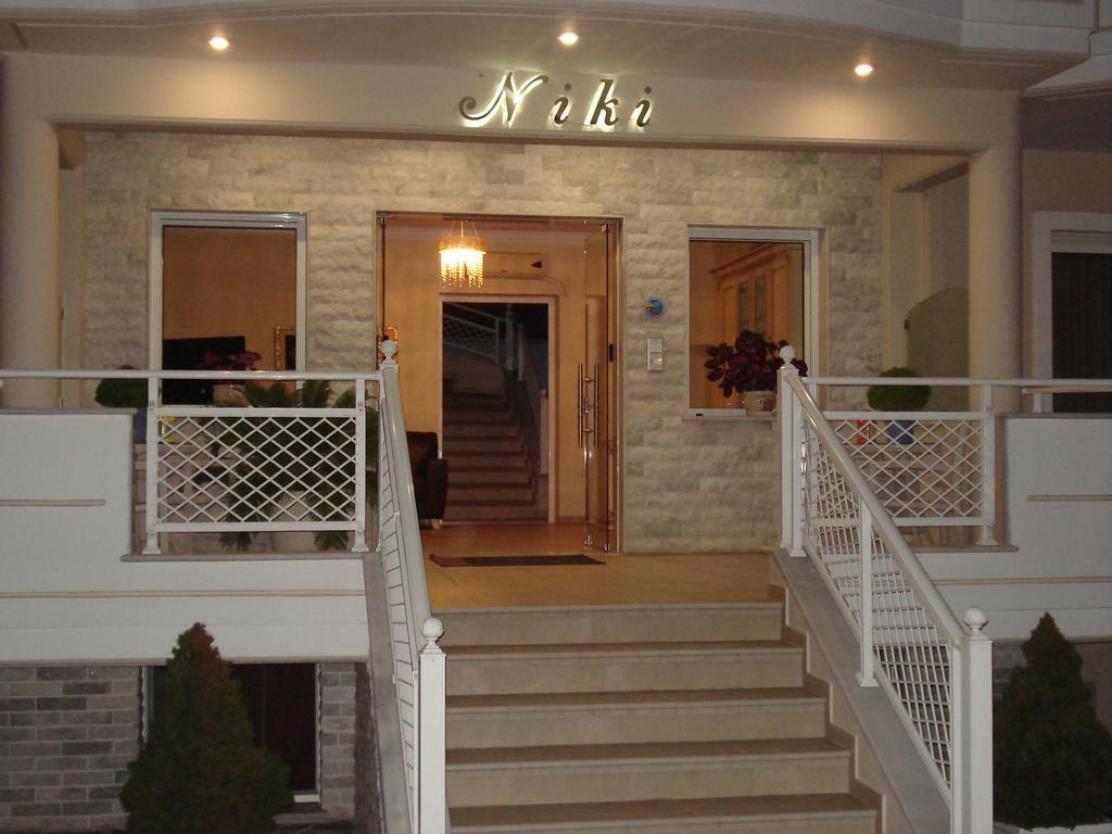 Niki Apartments Chrisi Ammoudia Exterior foto